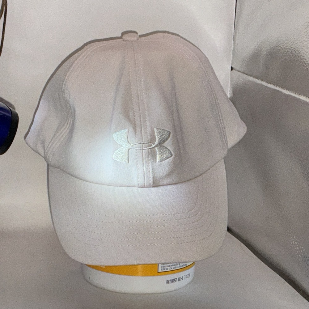 Under Armour Soft Jersey White  Baseball Hat Adjustable Cap One Size